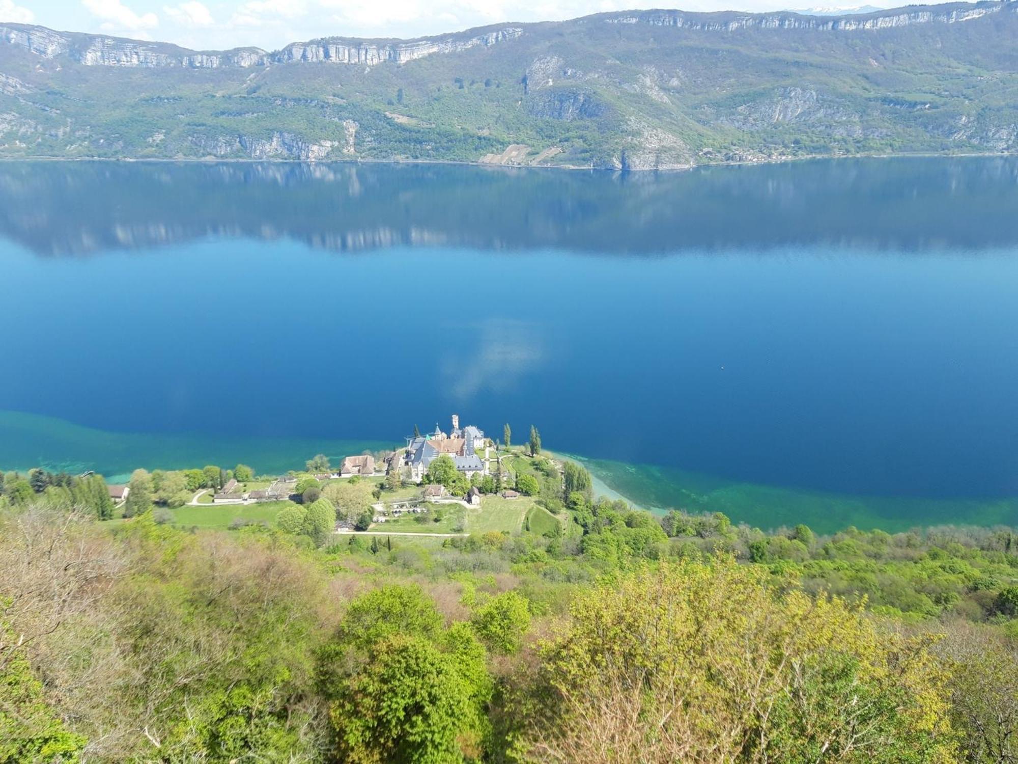 Valreley, Chambres Et Table D'Hotes Eco-Friendly Avec Bain Nordique Au Sud Du Massif Du Jura Champagne-en-Valromey Екстериор снимка
